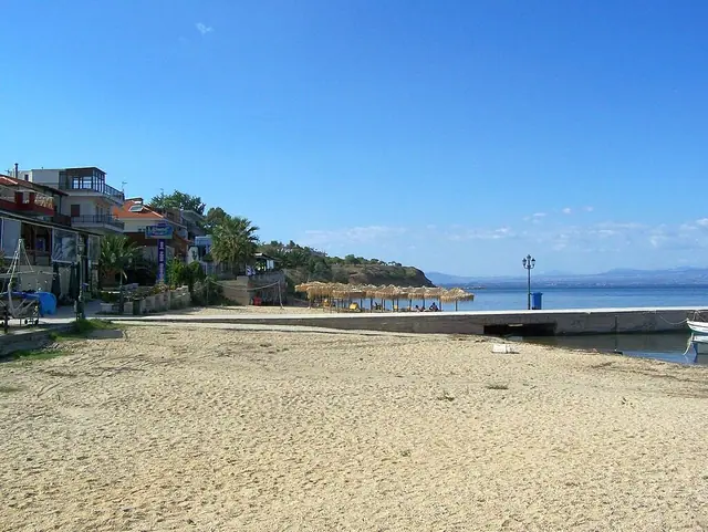 Nea Fokea Beach in Chalkidiki