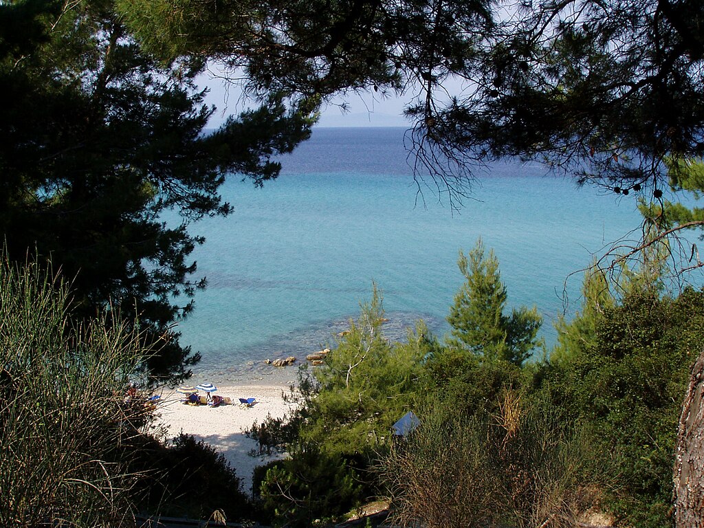 Kryopigi Beach, Chalkidiki